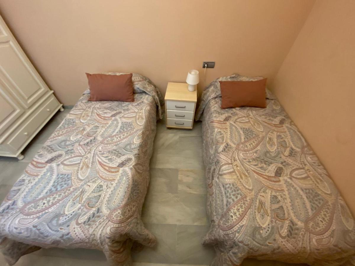 Apartamento Cristobal Colon Apartment Кадис Екстериор снимка