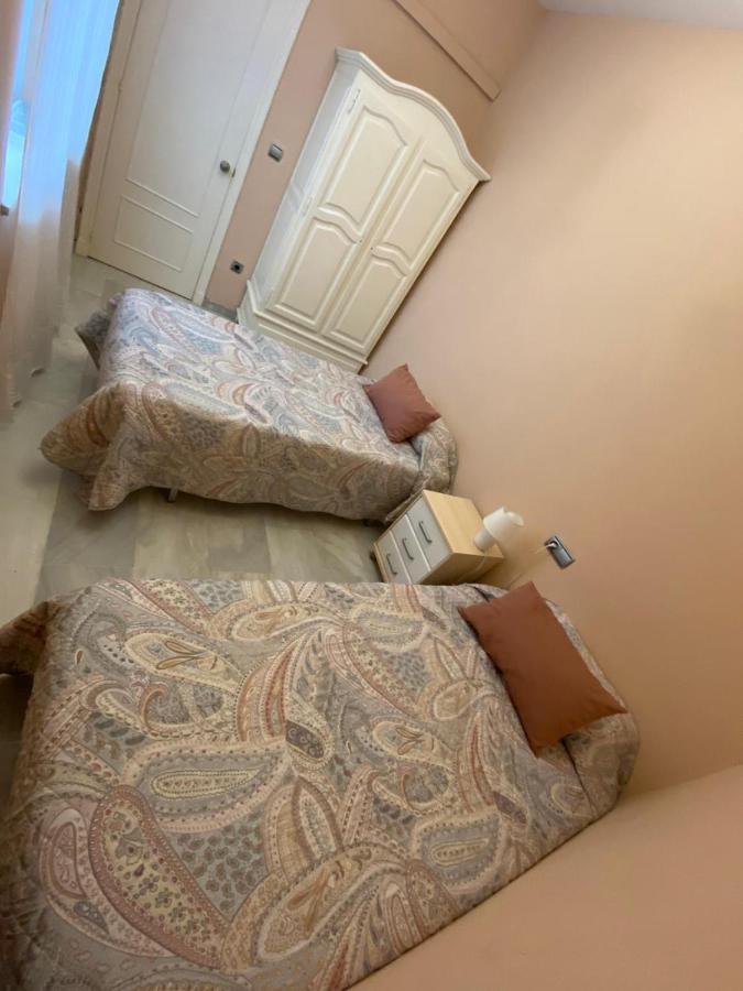 Apartamento Cristobal Colon Apartment Кадис Екстериор снимка